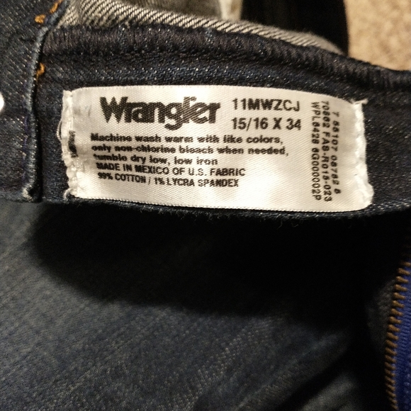 Women's Wrangler Jeans - Picture 4 of 4